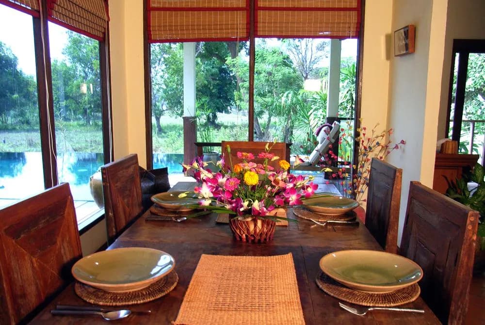 Thai dining