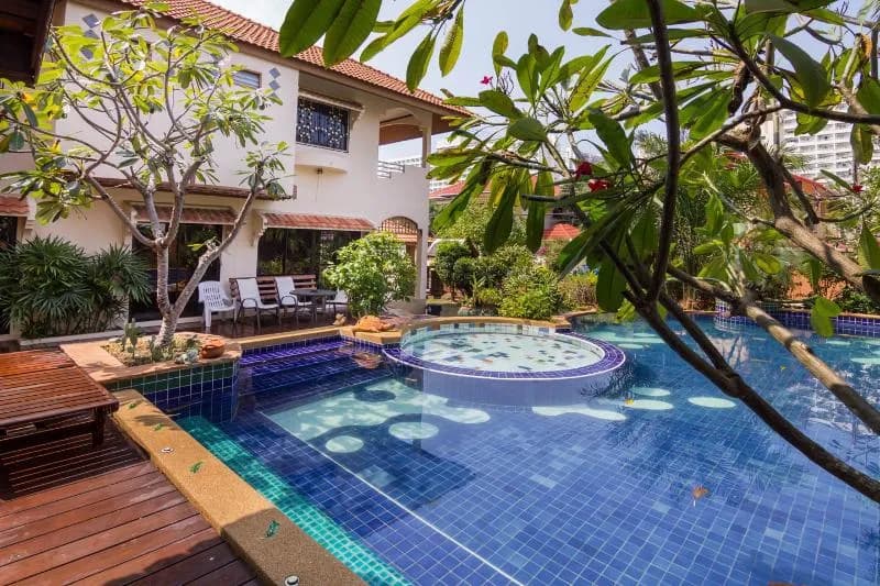 Villa Jade