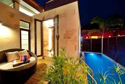 Garden Villa - at night