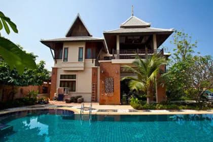 Swimming Pool and Sala