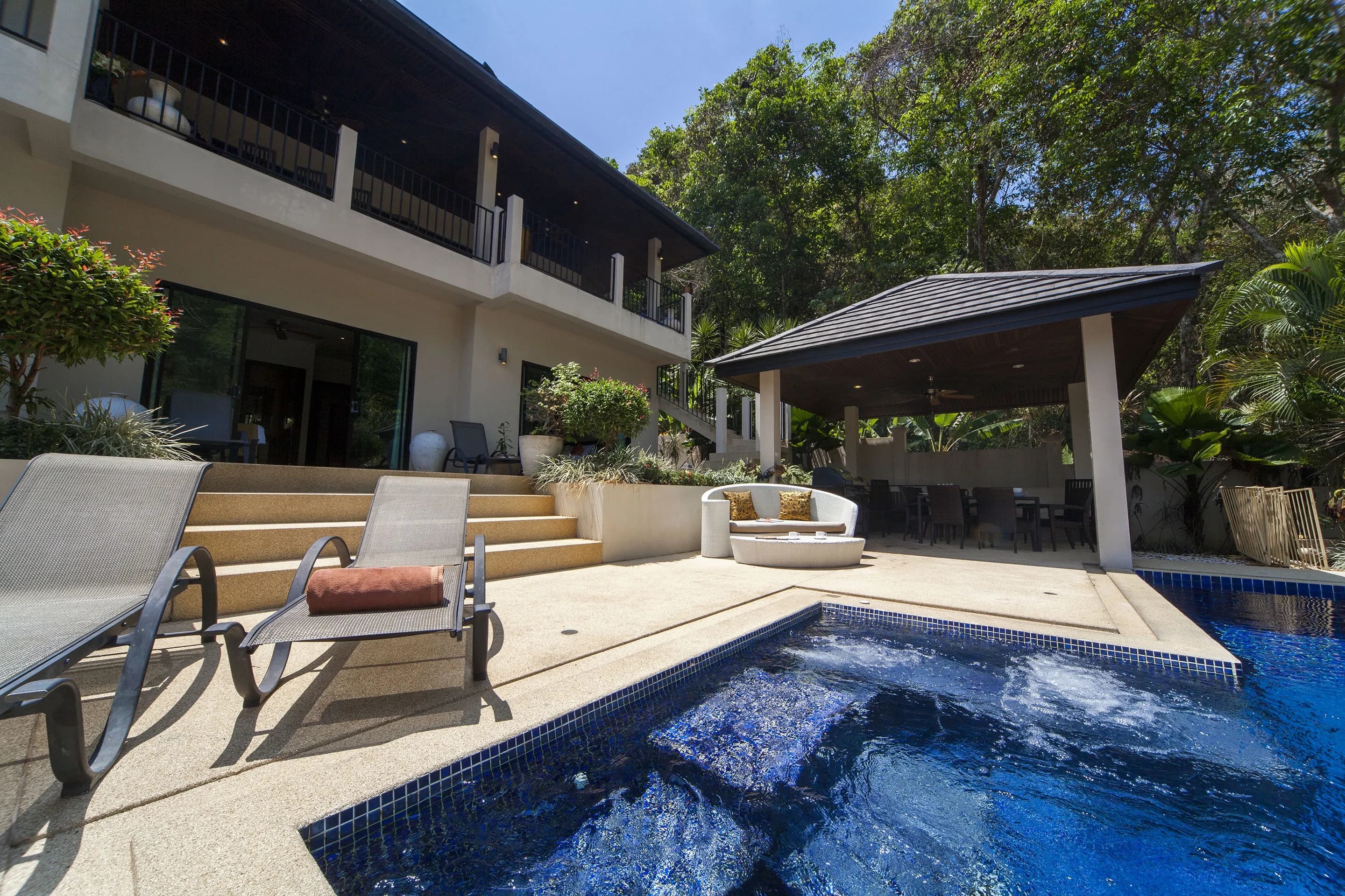 Villa Ploi Attitaya photo 3 of 17