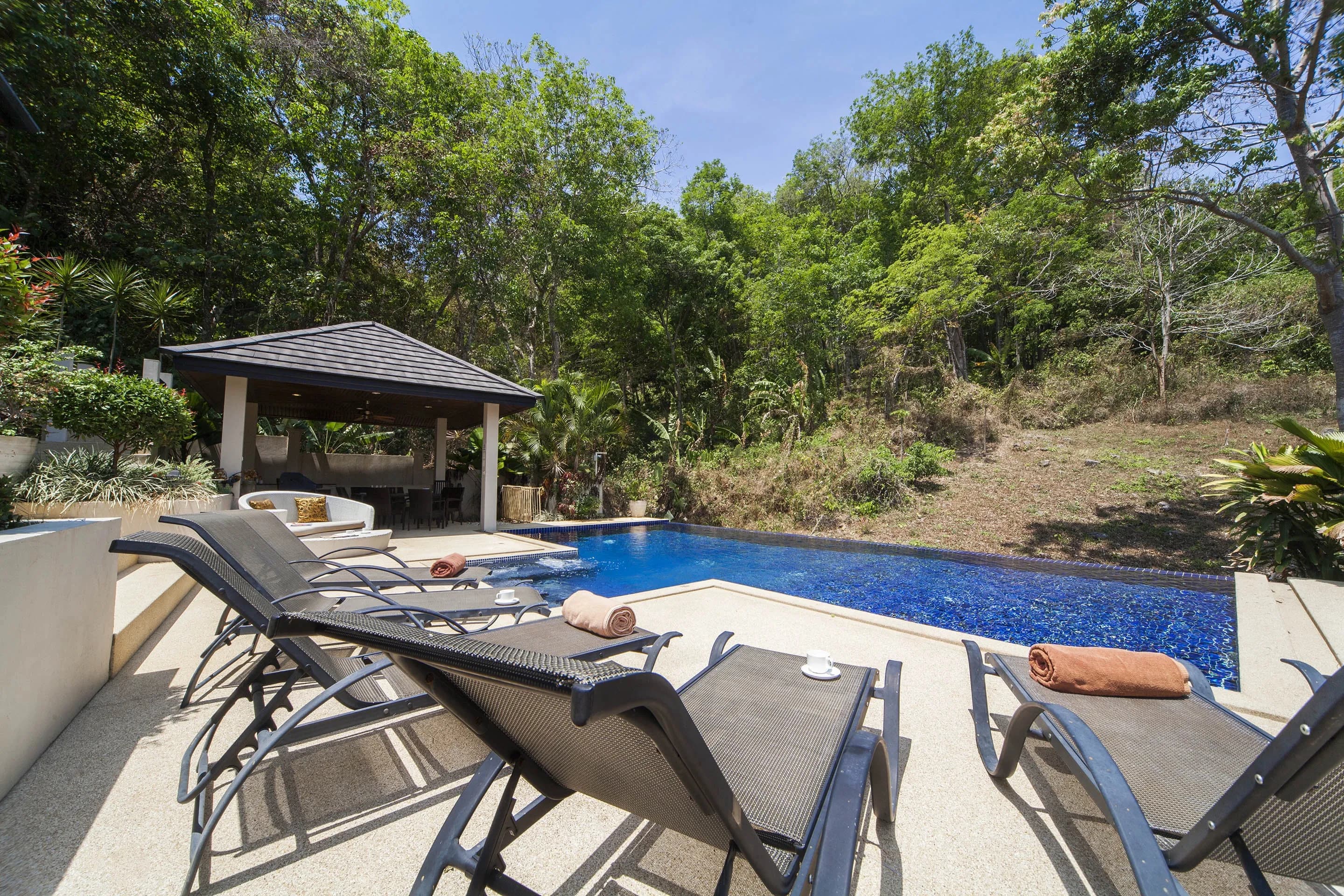 Villa Ploi Attitaya photo 5 of 17