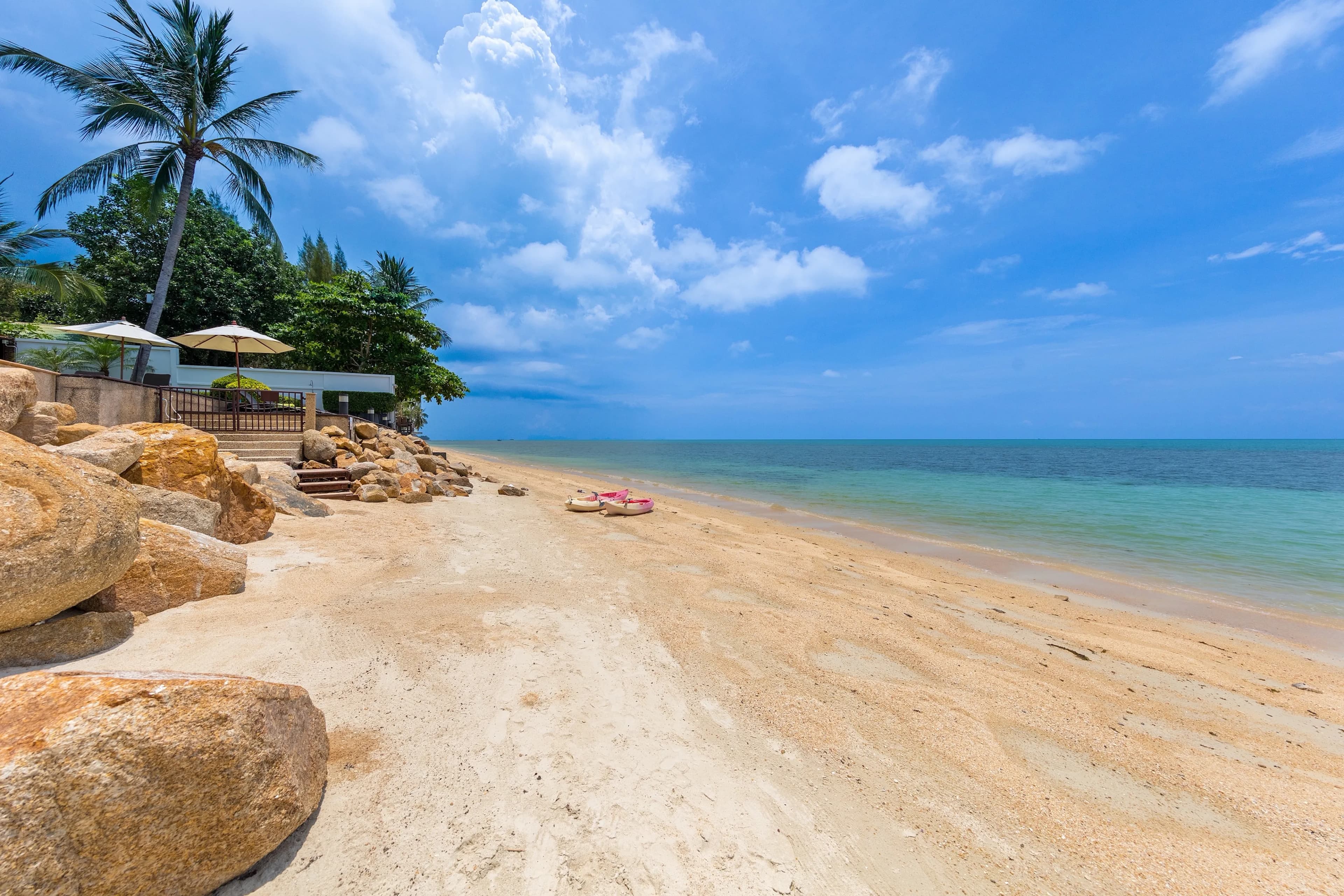 Banyan Beachfront Pool Villa photo 4 of 17