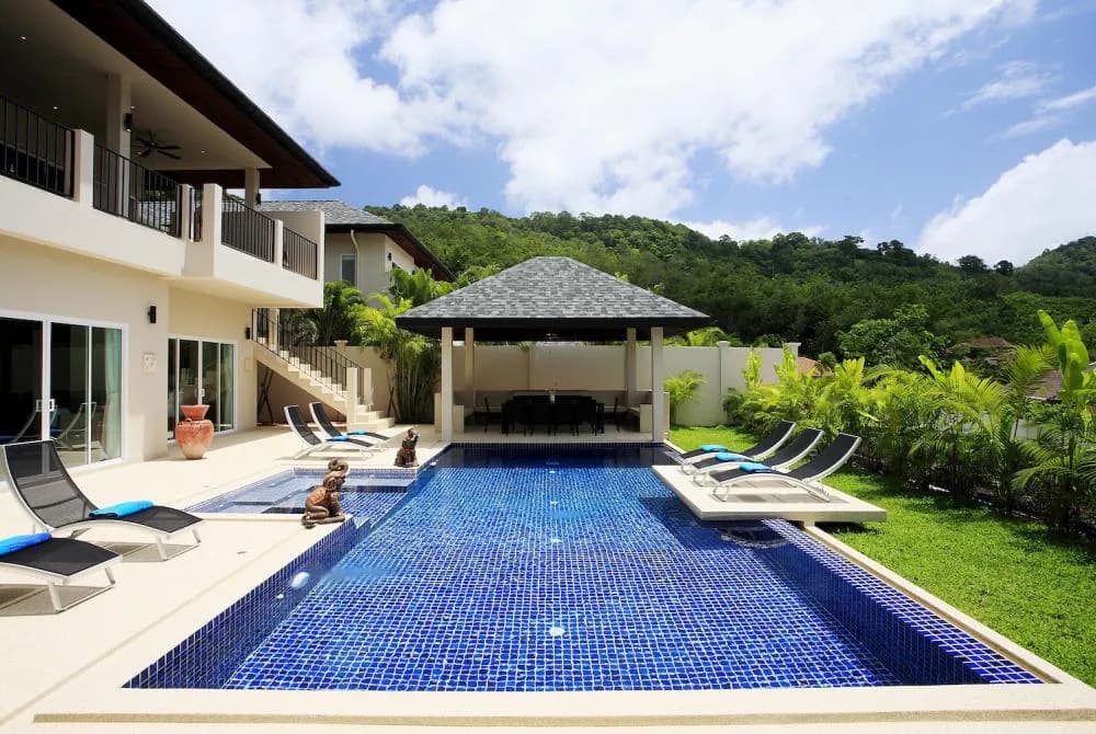 Sala adjacent to the swimming pool, perfect for BBQs which can be arranged upon request