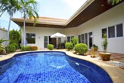 The tasteful decor villa