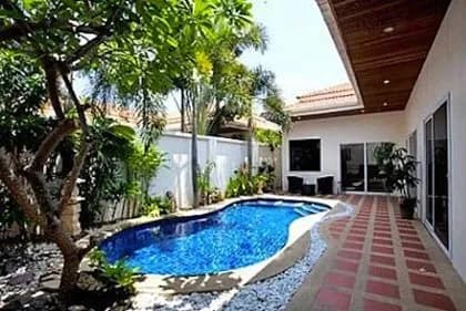 Beautiful villa with private pool
