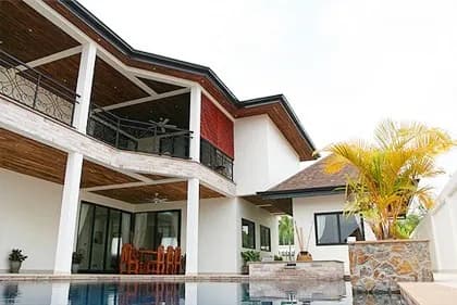 Luxury Pool Villa Topaz photo 3 of 17