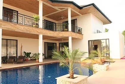 Luxury Pool Villa Coral photo 3 of 17