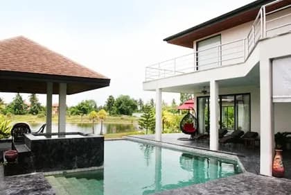 Luxury Pool Villa Emerald photo 3 of 17