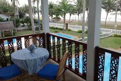 Dolphin Bay Beach Villa photo 3 of 8