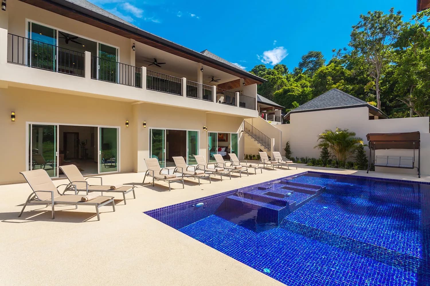 Gold Villa photo 5 of 17