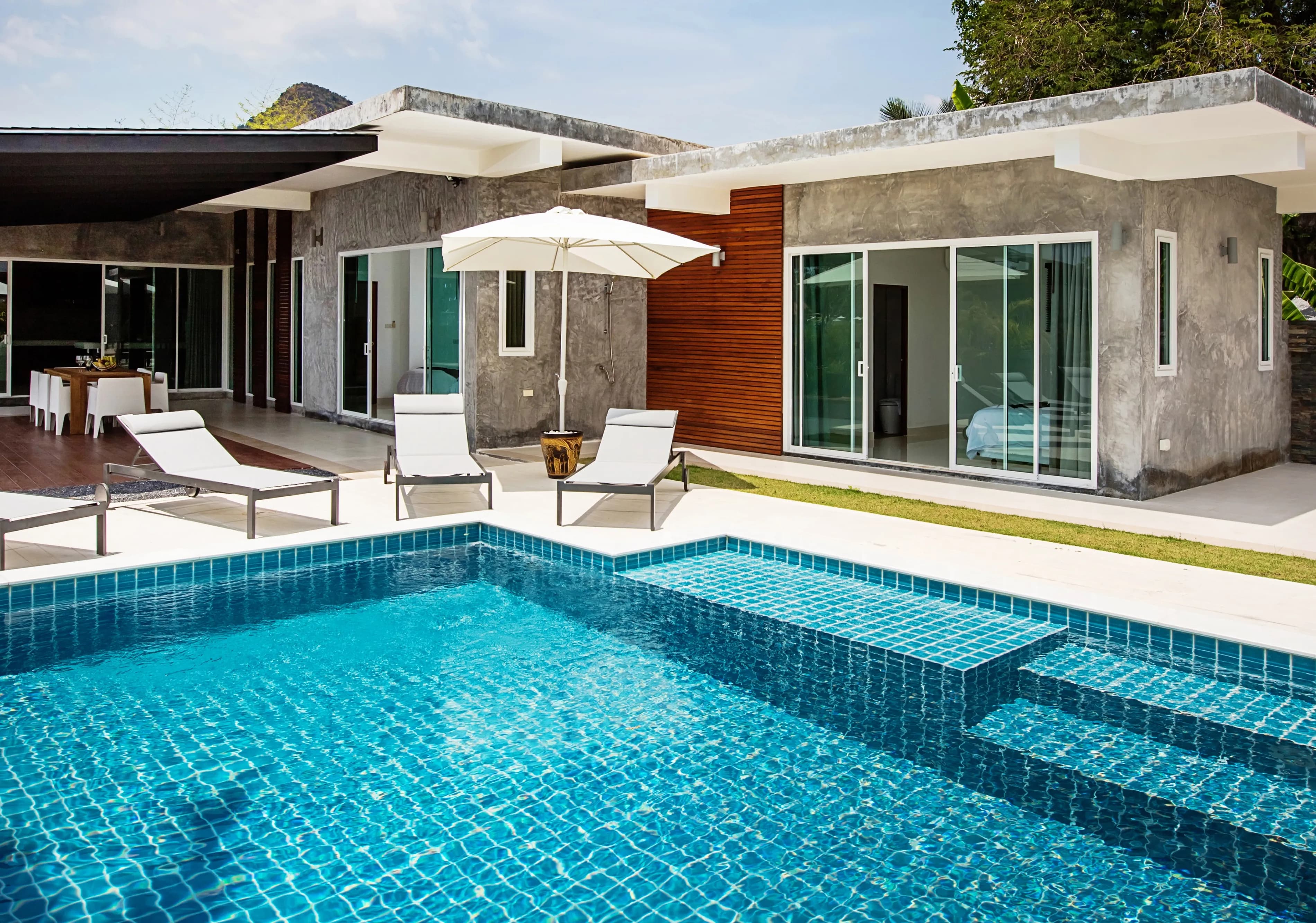 Baan Alessandra photo 4 of 17