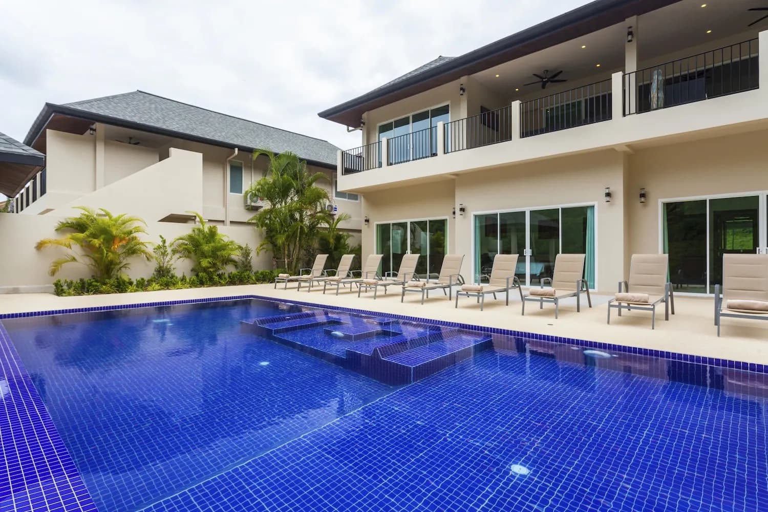 Ivory Villa photo 5 of 17