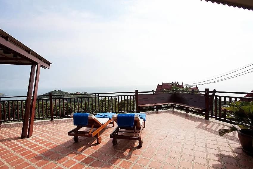Baan Daeng photo 3 of 17