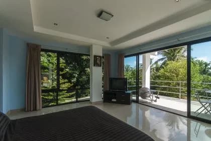 Modern Villa photo 5 of 6