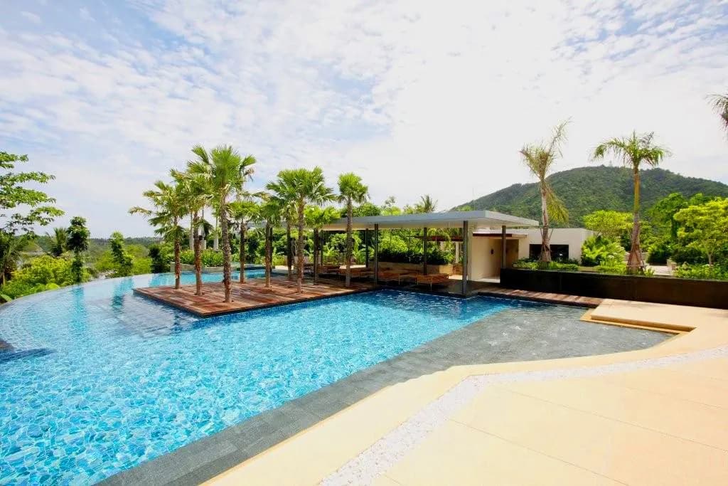 Kata Seaview Luxury Apt photo 3 of 17