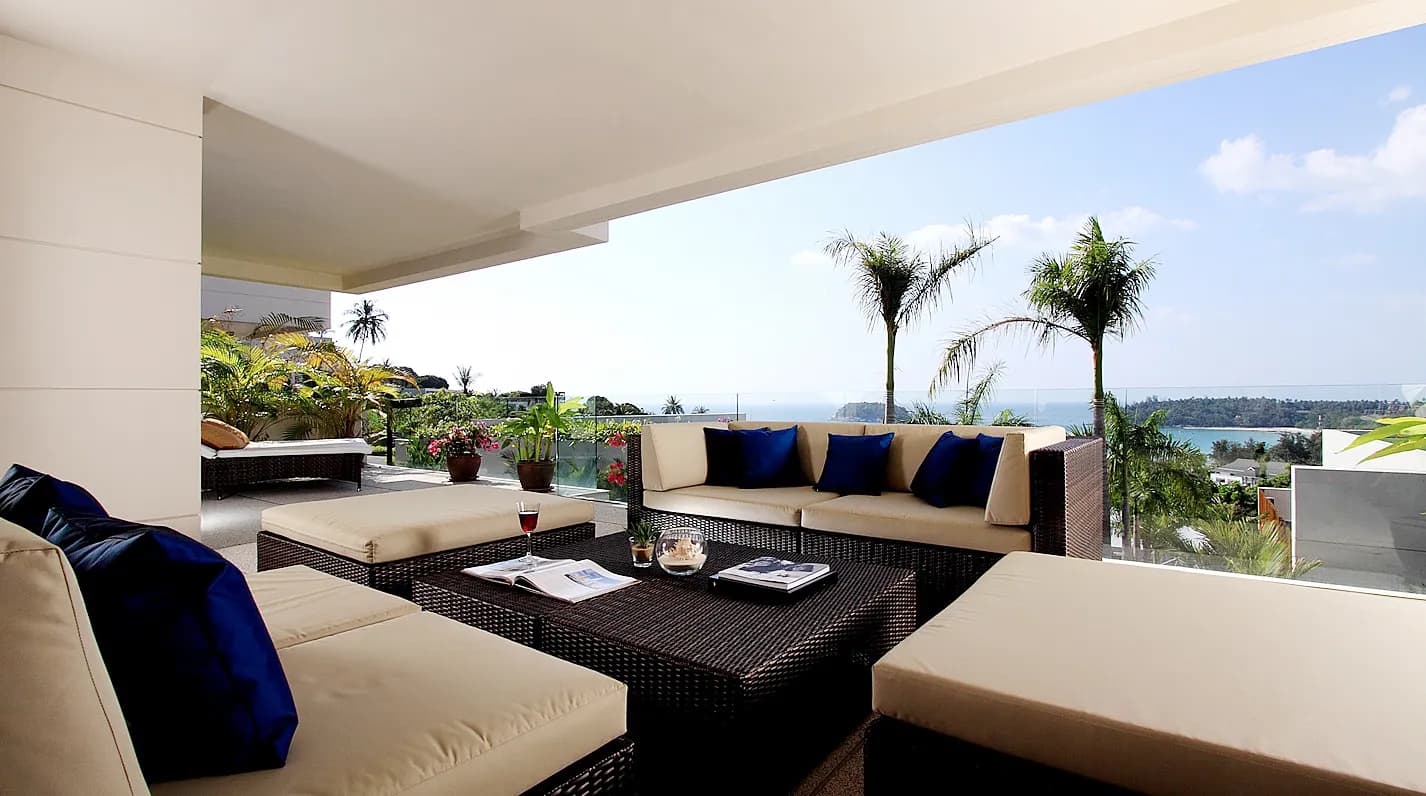 Kata Seaview Luxury Apt photo 5 of 17