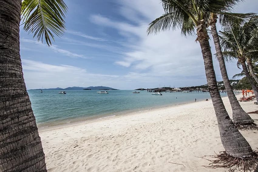 Bangrak Beachfront Villa photo 4 of 17