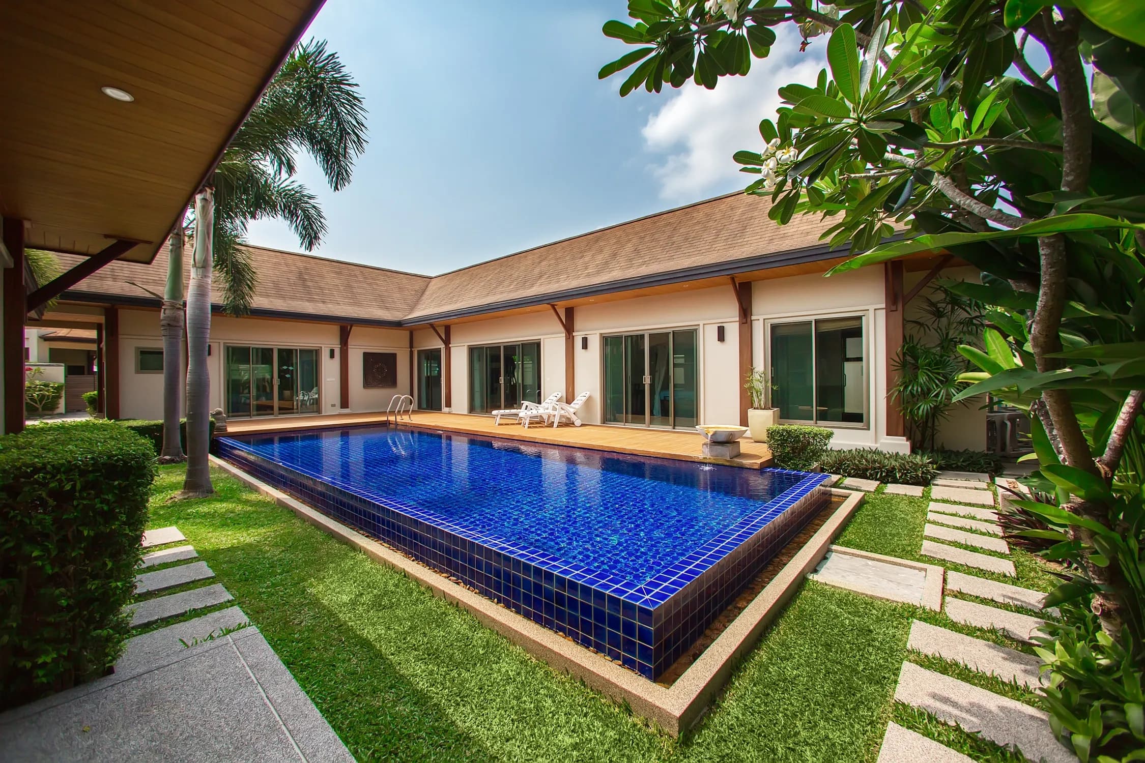 Villa Haimona photo 3 of 17