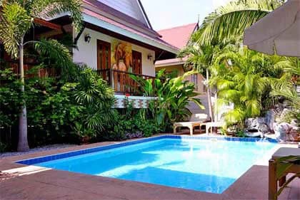 Baan Suan Suay