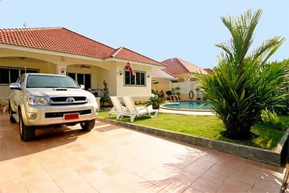 Baan Rim Sat