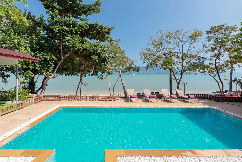 Villa Tropical Beachfront