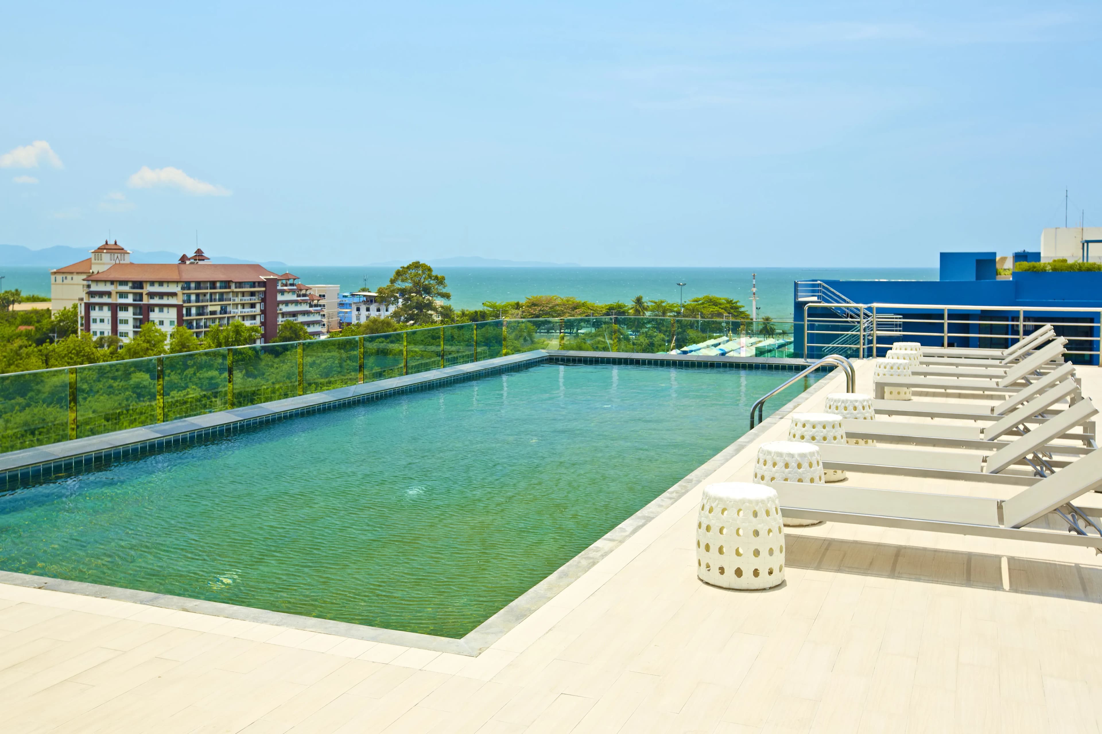 top roof pool