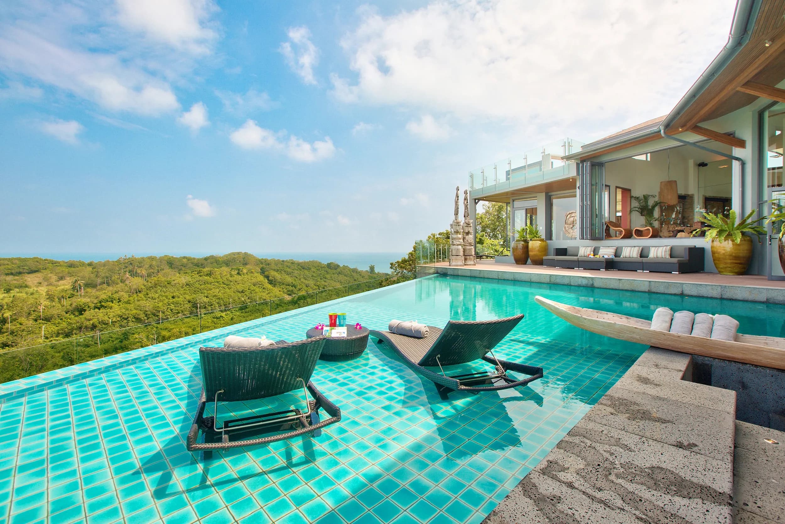 Villa Skyfall photo 4 of 17