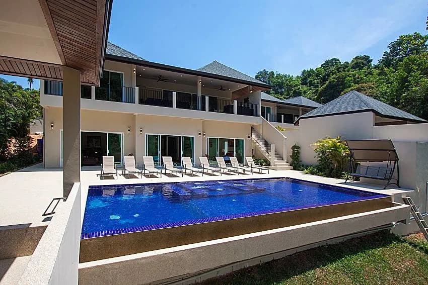 Si Fah Villa photo 3 of 17