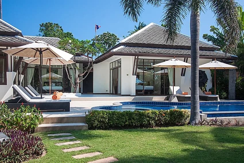 Blossom Dew Villa B photo 5 of 17