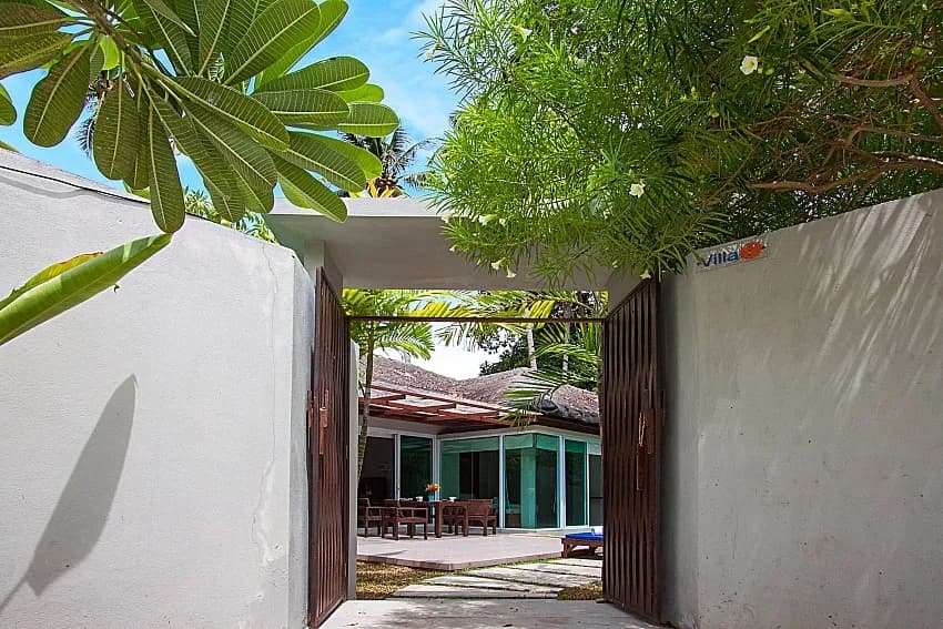 Moonscape Villa 207 photo 4 of 17