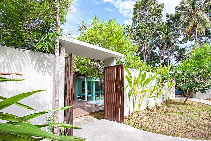 Moonscape Villa 101 photo 3 of 17