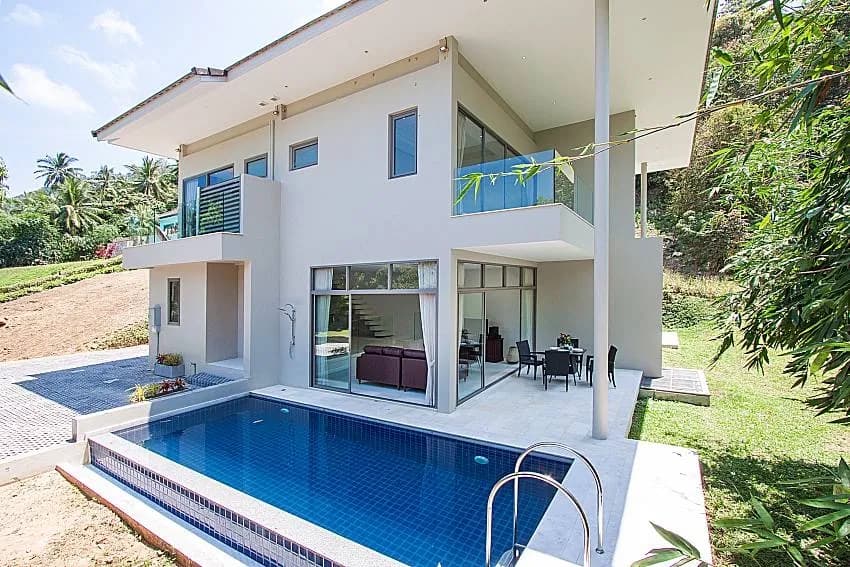 Triumph Villa photo 5 of 17