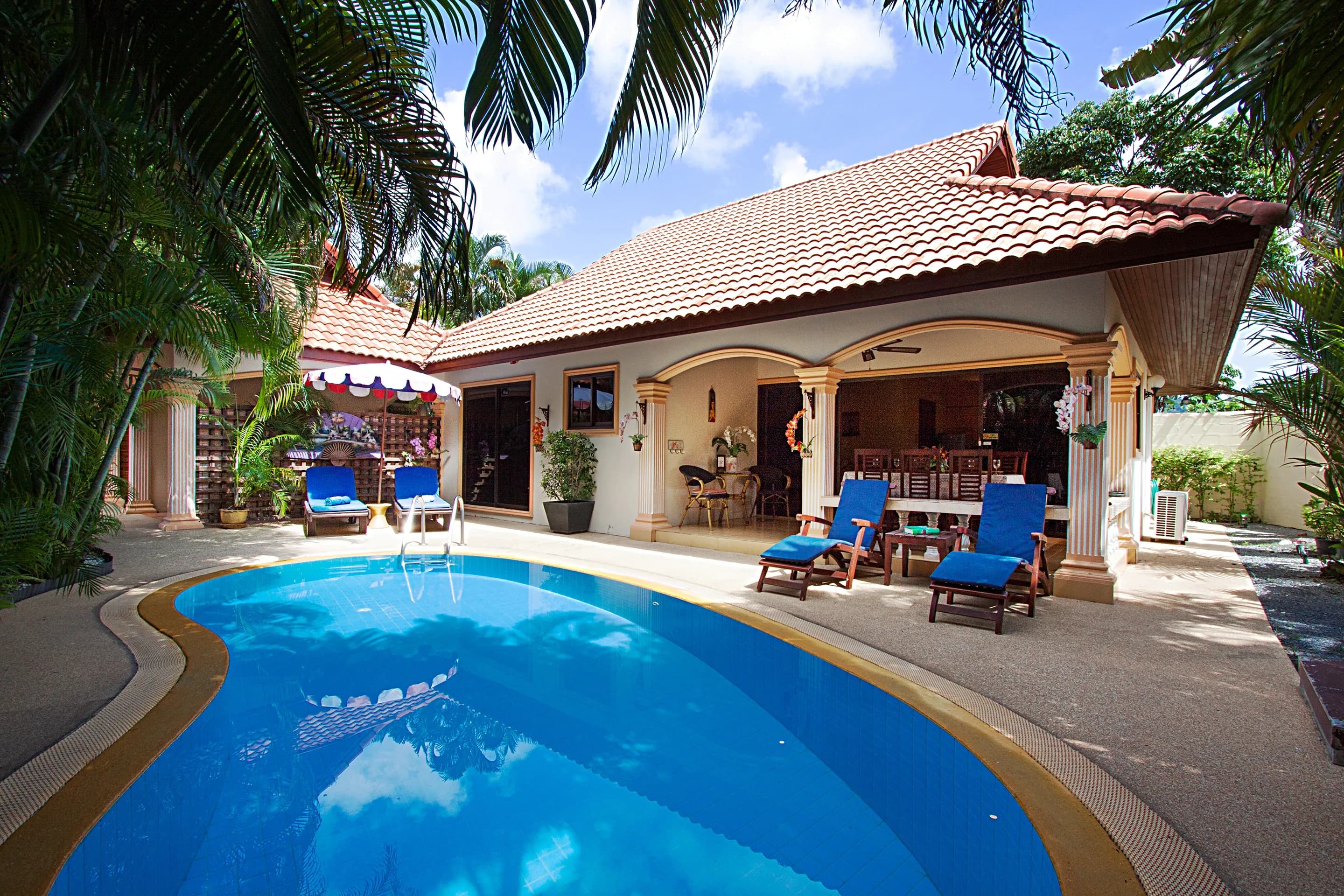 Villa Maiki