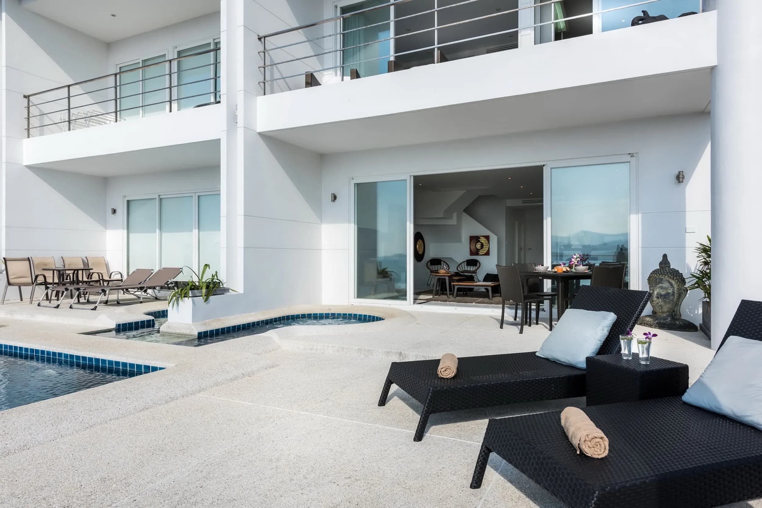 The Beach House Apartment photo 5 of 17