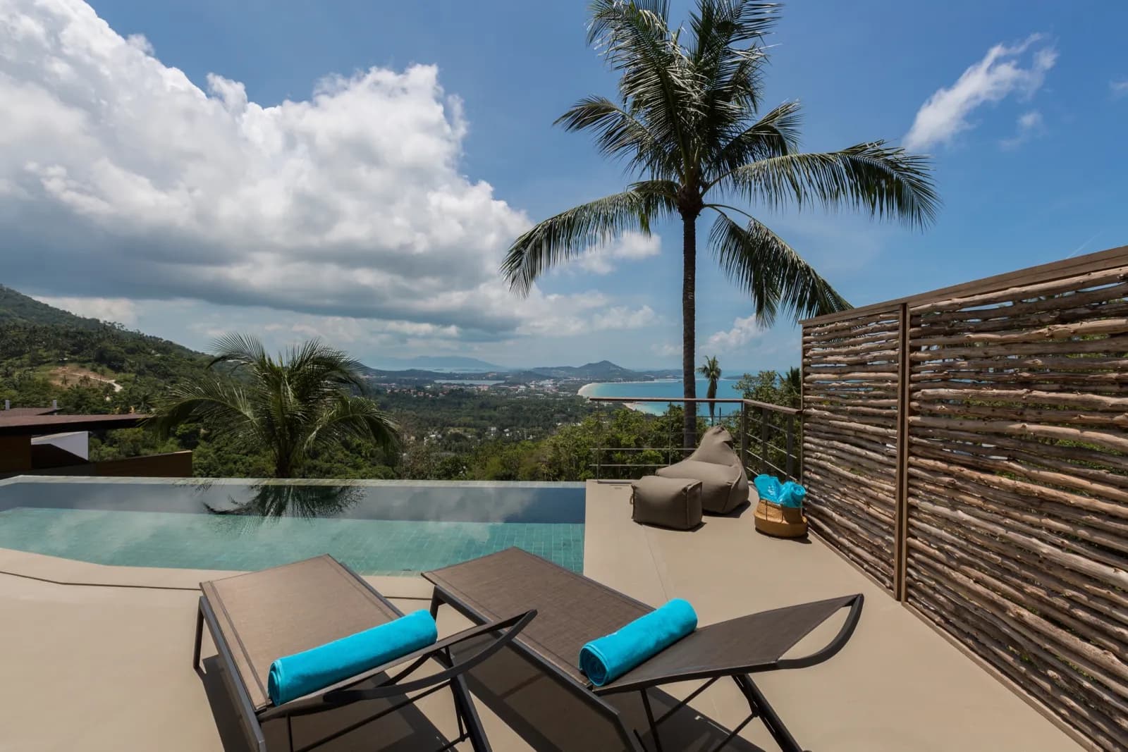 Villa Nuea at Comoon photo 5 of 17