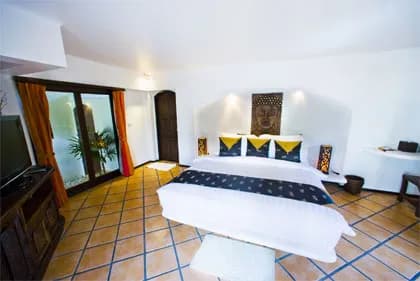 BR: Traditional Villas photo 4 of 17