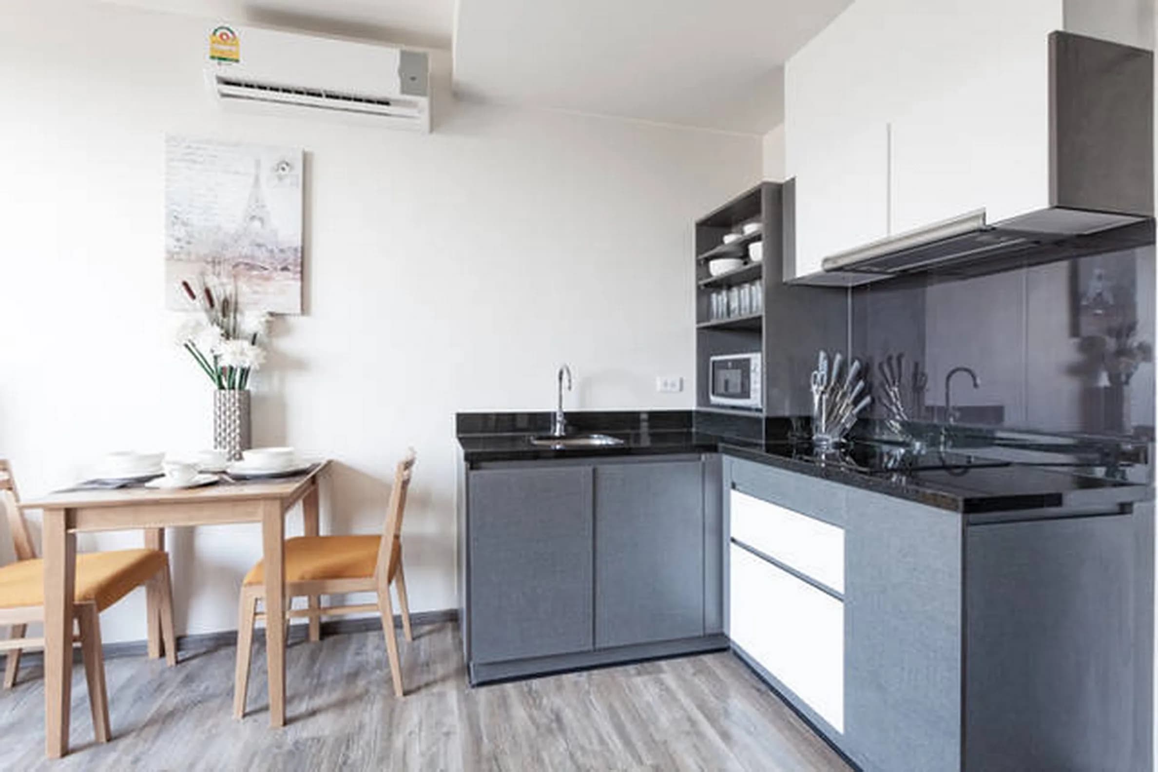 Kitchen area