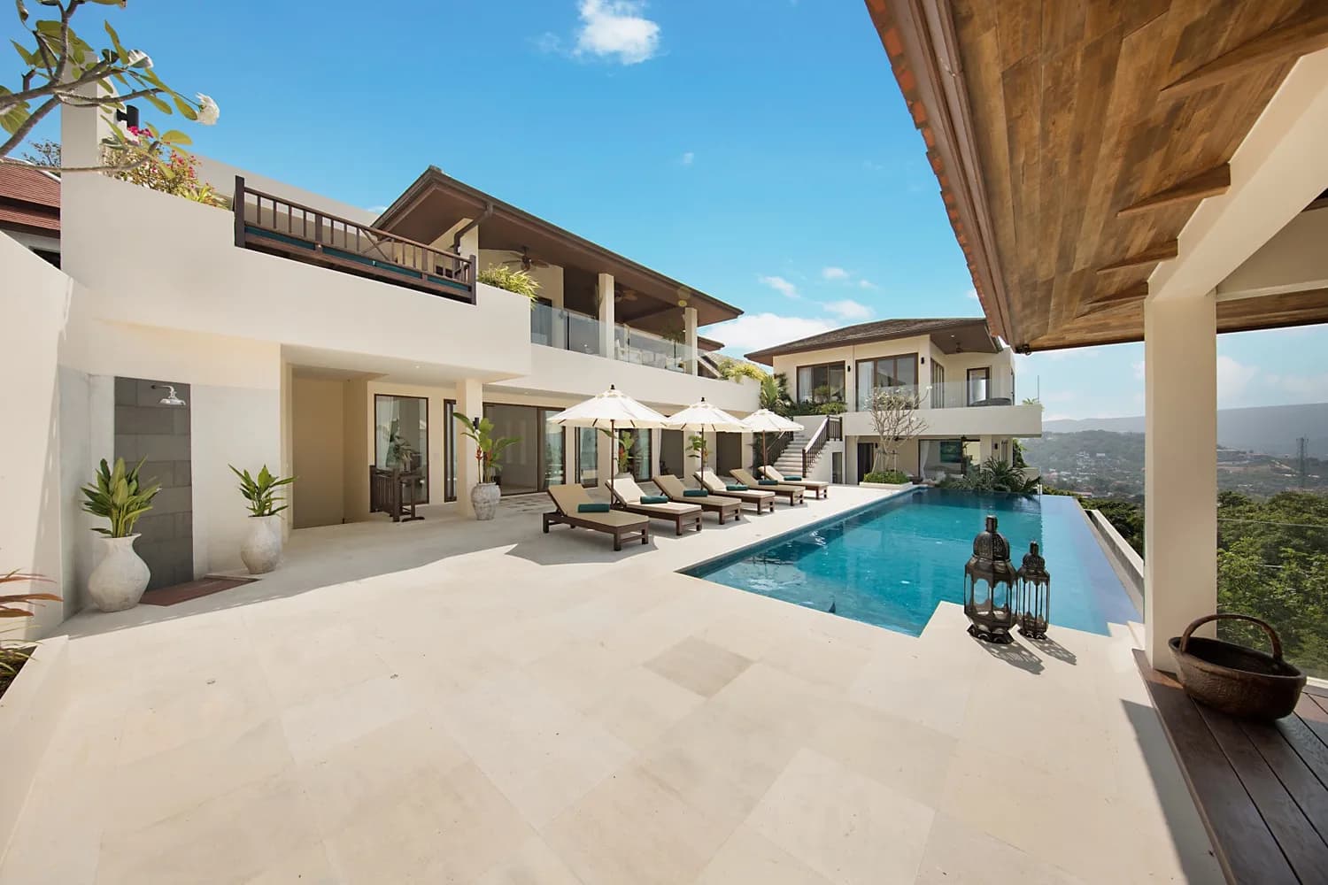 Villa Pool on the Hill