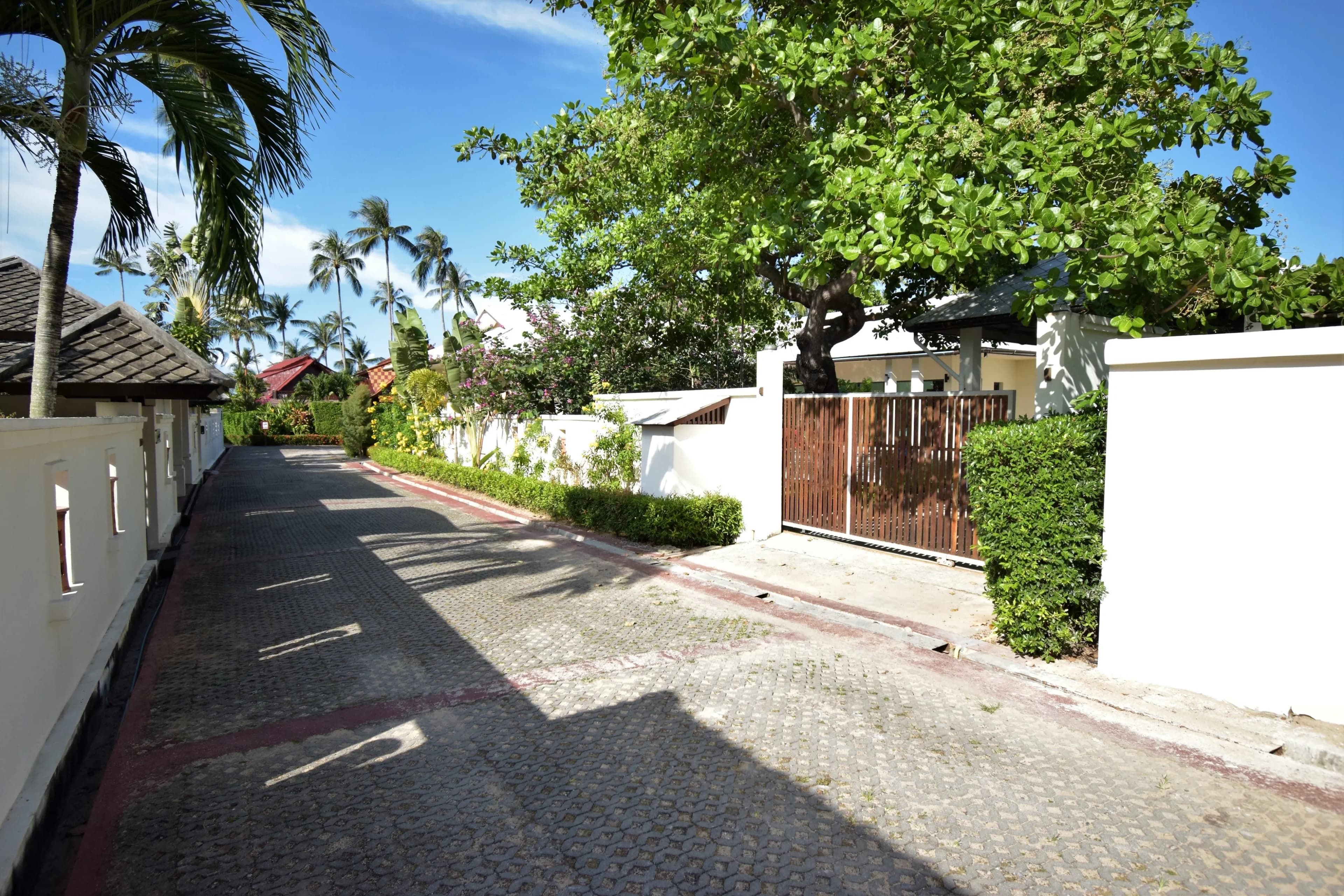 Banyan Villa 4 - Vehicle Entrance