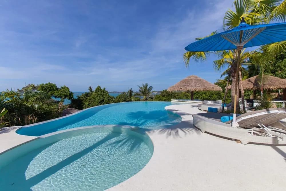White Phoenix Villa photo 5 of 17