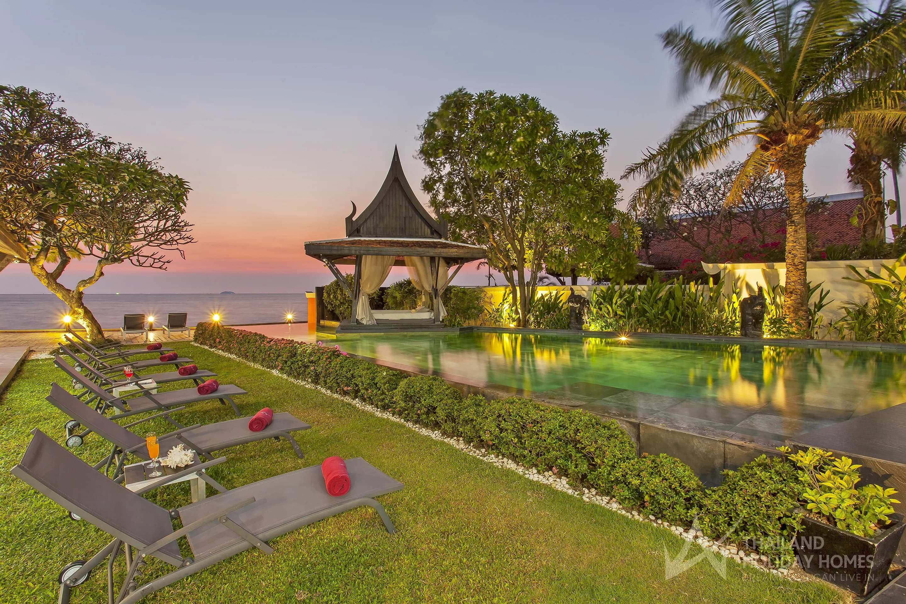 Black Swan Villa photo 4 of 17