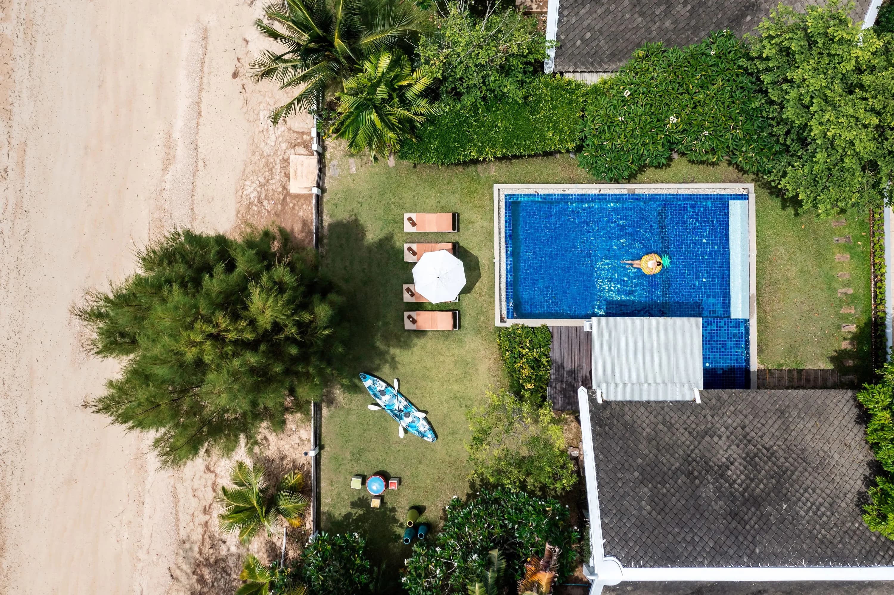 The Emerald Hill Beach Villa - 4