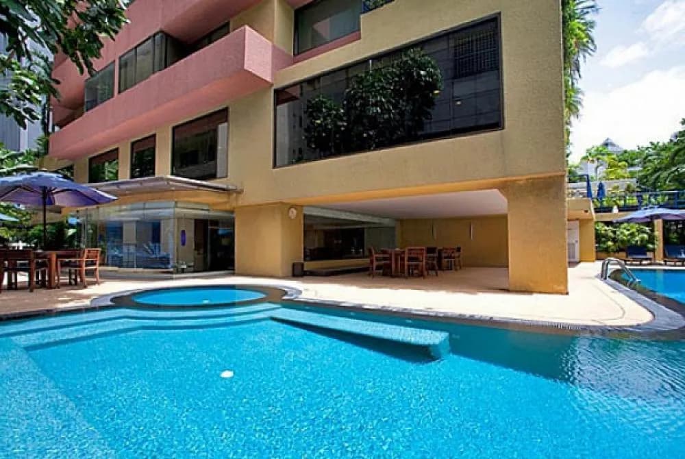 Sala Daeng Deluxe Suite 605 photo 3 of 17