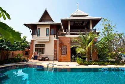 Beverly Thai House